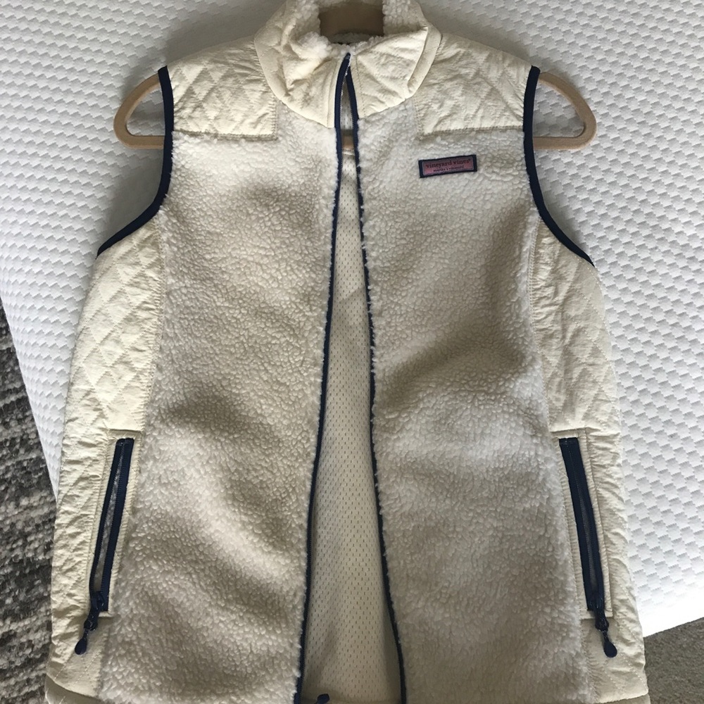 Brand New Vineyard Vines Fleece Vest